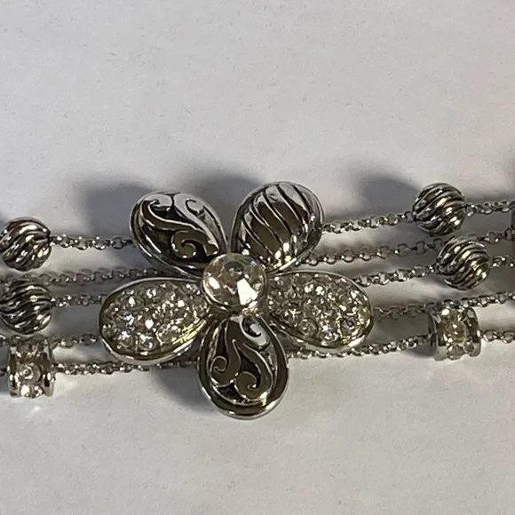 Vintage 4 Strand Large Silver & Crystal Magnetic Bracelet - Picture 3 of 12